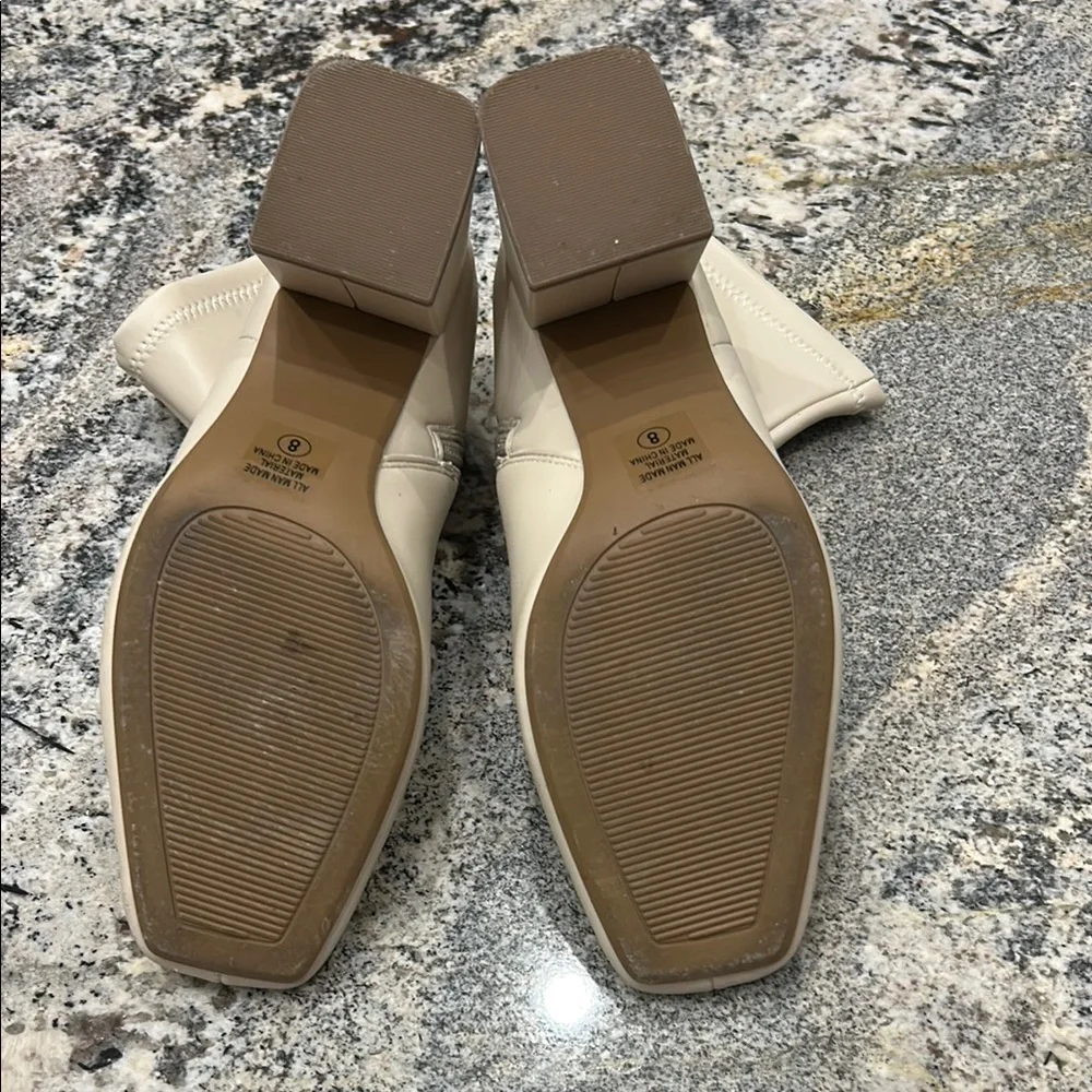 Delicious Cream Ankle Boots with Square Toe and Block Heel - Picture 3 of 4